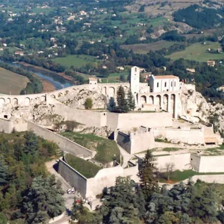 Апартаменты Sisteron: Sport, Detente Et Culture Систерон